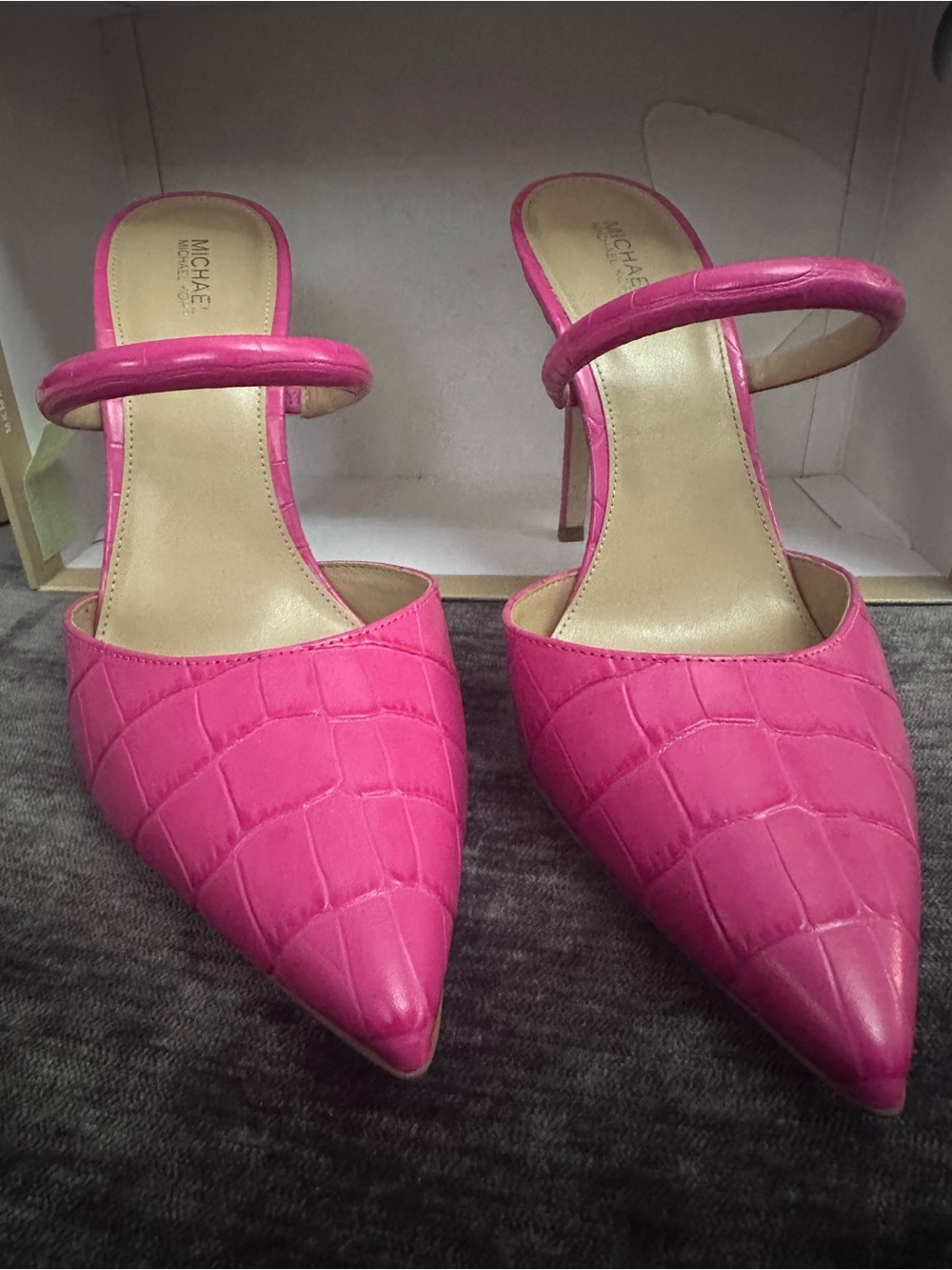 NWT Michael Kors Jessa Cerise Croc Leather Mule Pumps Size 10